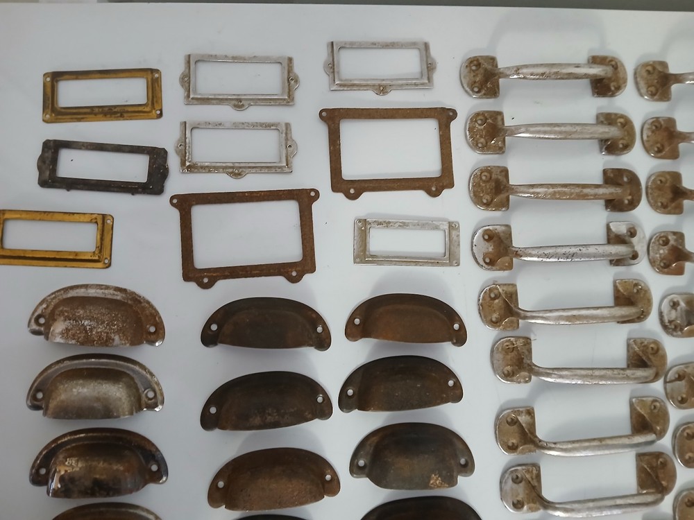 LOT.. CUP DRAWER PULLS, ID PLATES, HEAVY DUTY HARDWARE PULLS, ETC