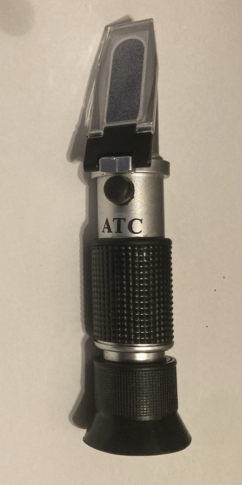 Portable Refractometer with Protective Case