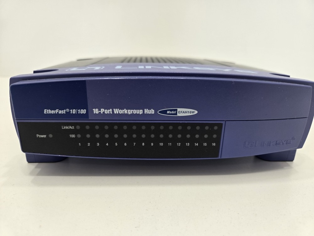 LINKSYS EFAH16W V2 EtherFast 10/100 16-Port Workgroup Hub