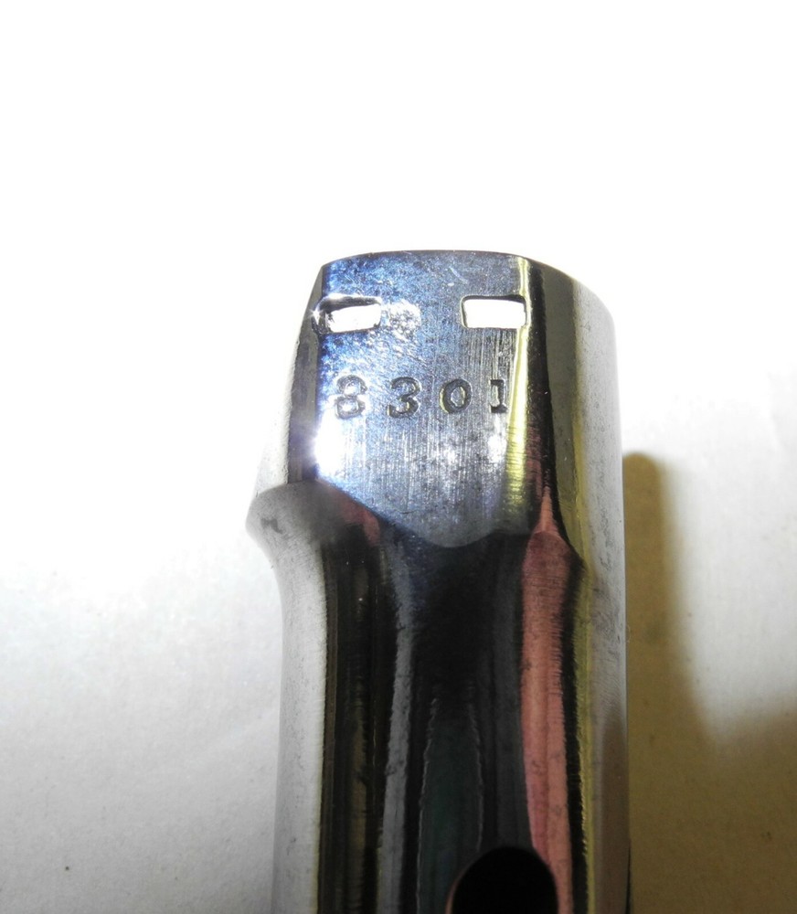 VINTAGE SINGER SEWING MACHINE BULLET SHUTTLE, BOBBIN FOR MODEL #27, #28, #8301