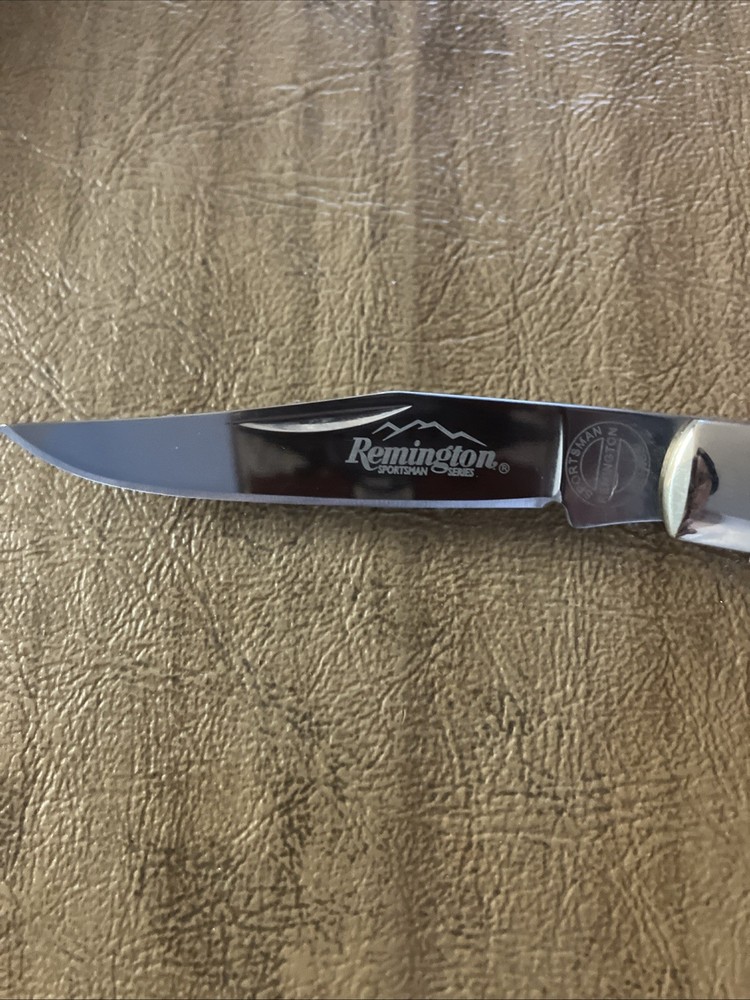 2 Bladed Remington Pocket Knife