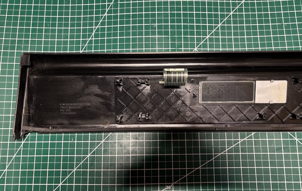 Whirlpool Single Oven Control Panel 4451319 4451320 **Broken Mounting Tab***