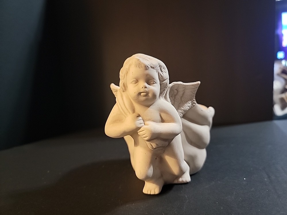 Cherub Planter/ Statue 📦
