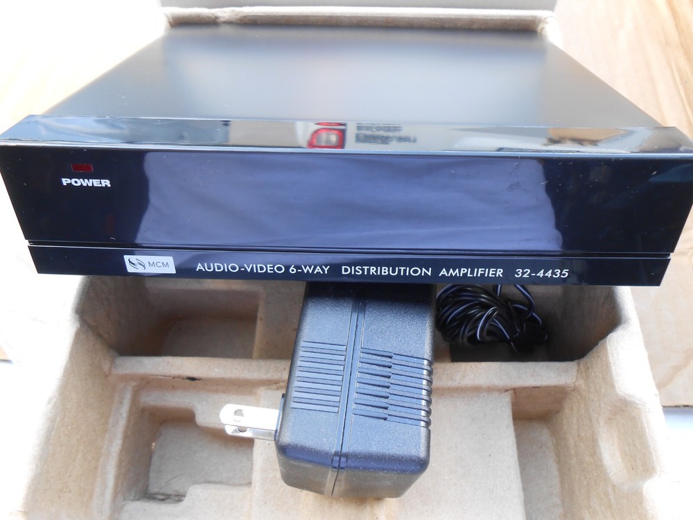MCM 6-Way Audio Video Distribution Amplifier