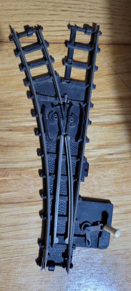 00 Gauge, Triang left junction