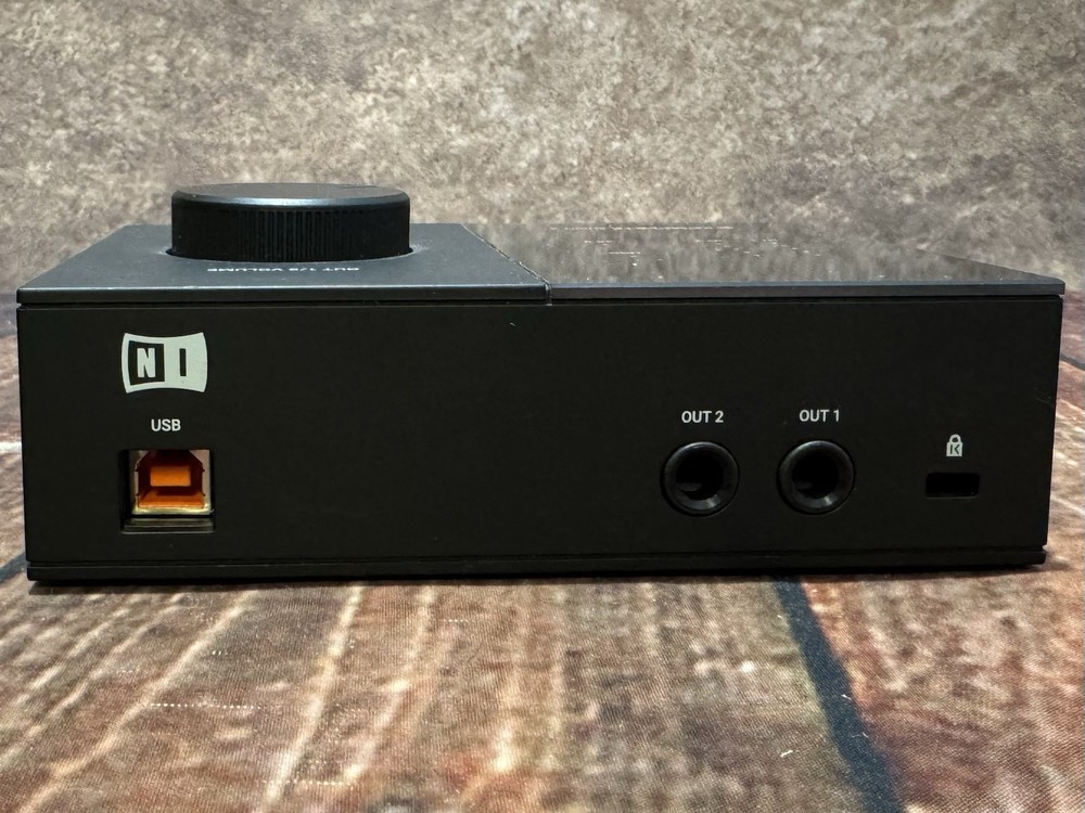 Native Instruments KOMPLETE Audio 2 Interface - Black