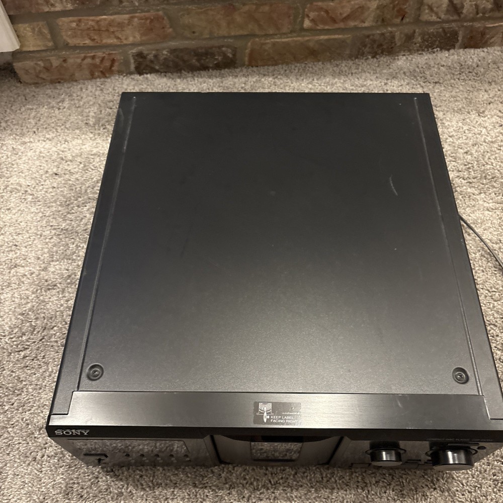 Sony CDP-CX355 300 Disc Mega Storage CD Changer Player Powers On “TABLE ERROR”
