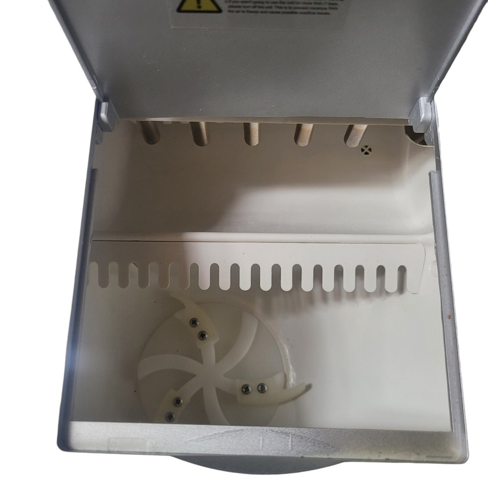 NutriChef Countertop Ice Cube Maker Machine & Dispenser - Kitchen PYLE PICEM-75