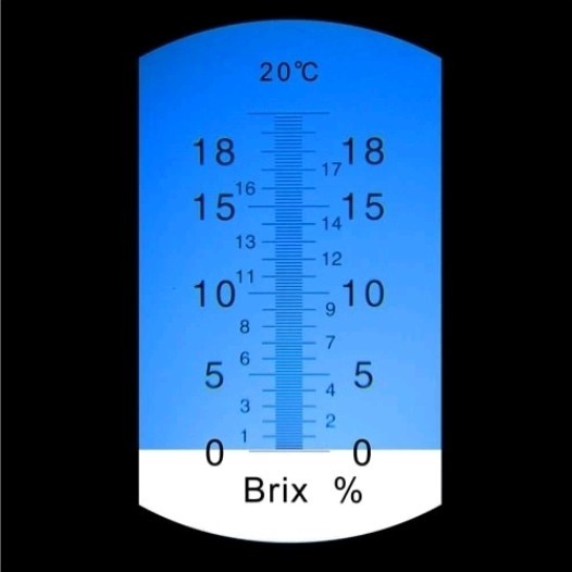 PCE PCE-018 - Handheld Refractometer - 0 to 18% Brix