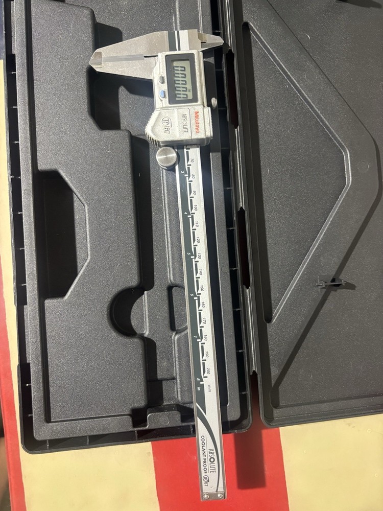 Mitutoyo 8 Inch Digital Caliper Carbide Teeth