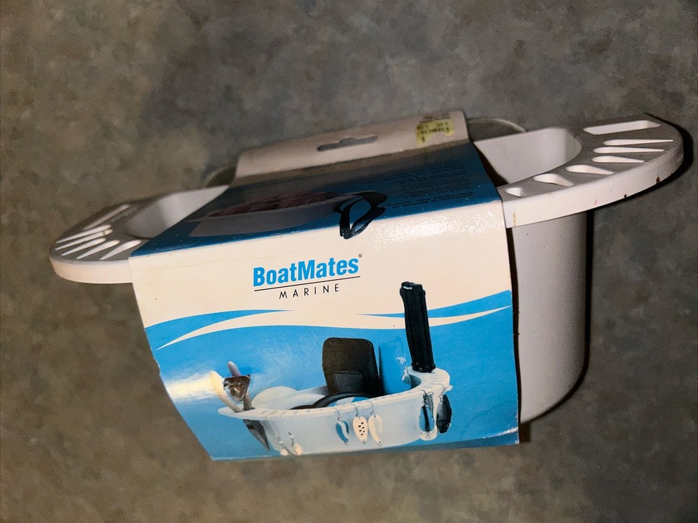BoatMates Cockpit Organizer Holds General Items