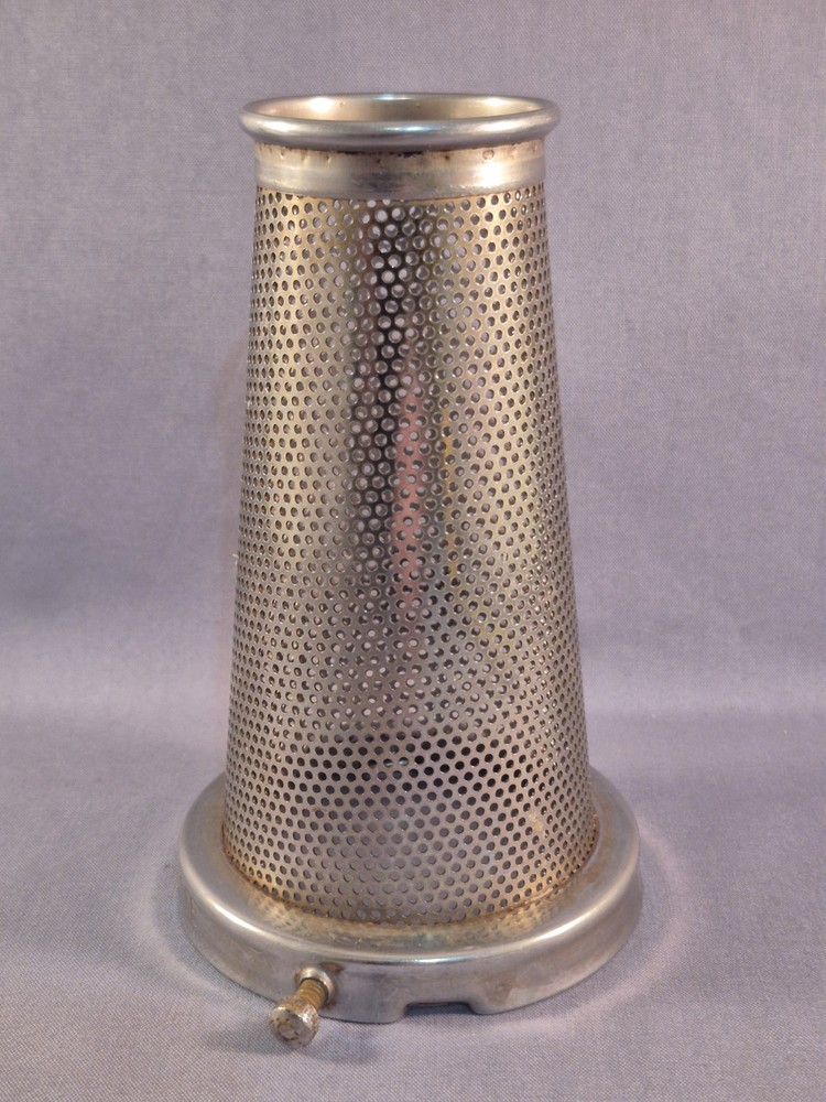 Vintage Villaware Strainer #200 Food & Vegetable Processor Tomato/Apple Screen