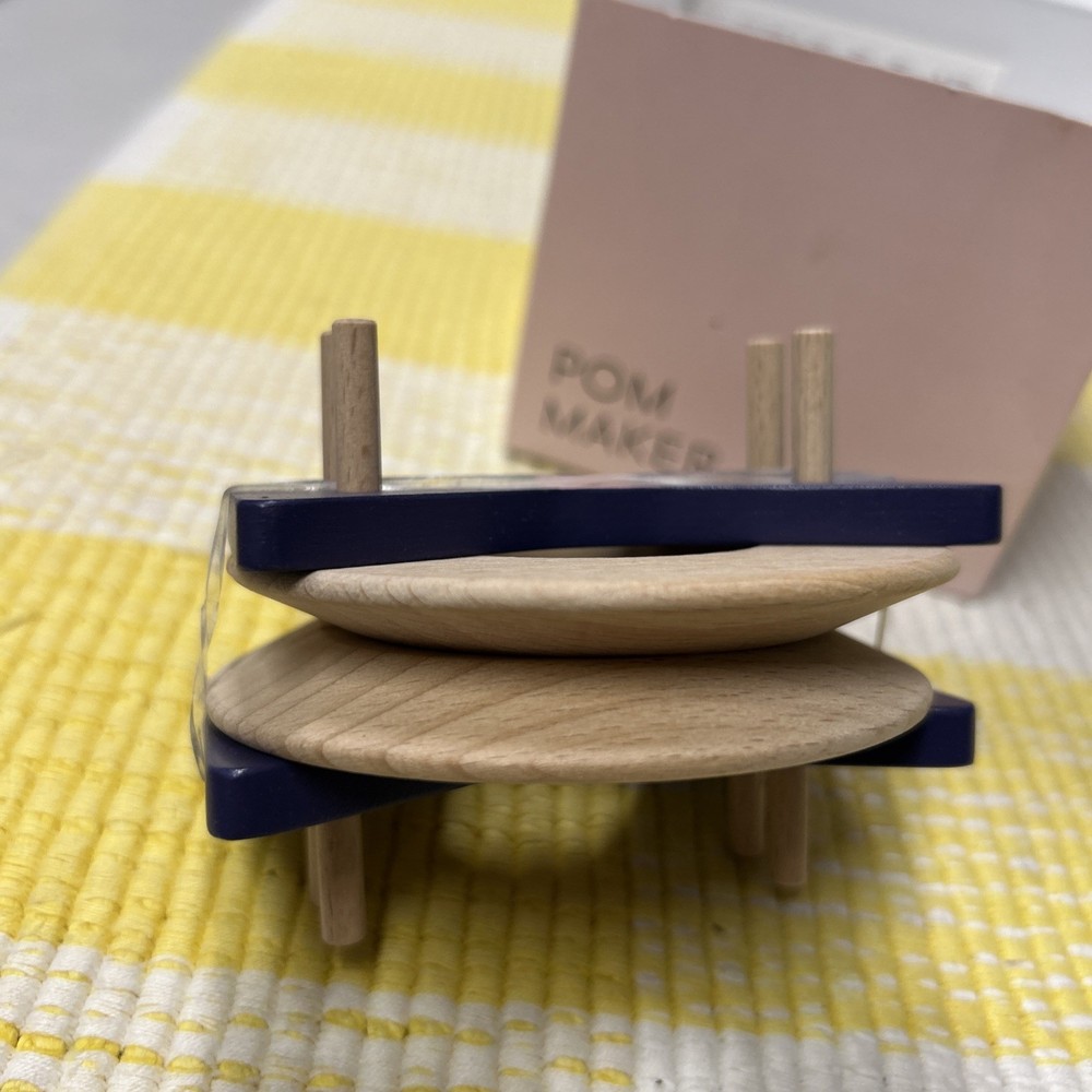 Bow Pom Maker Violet Large