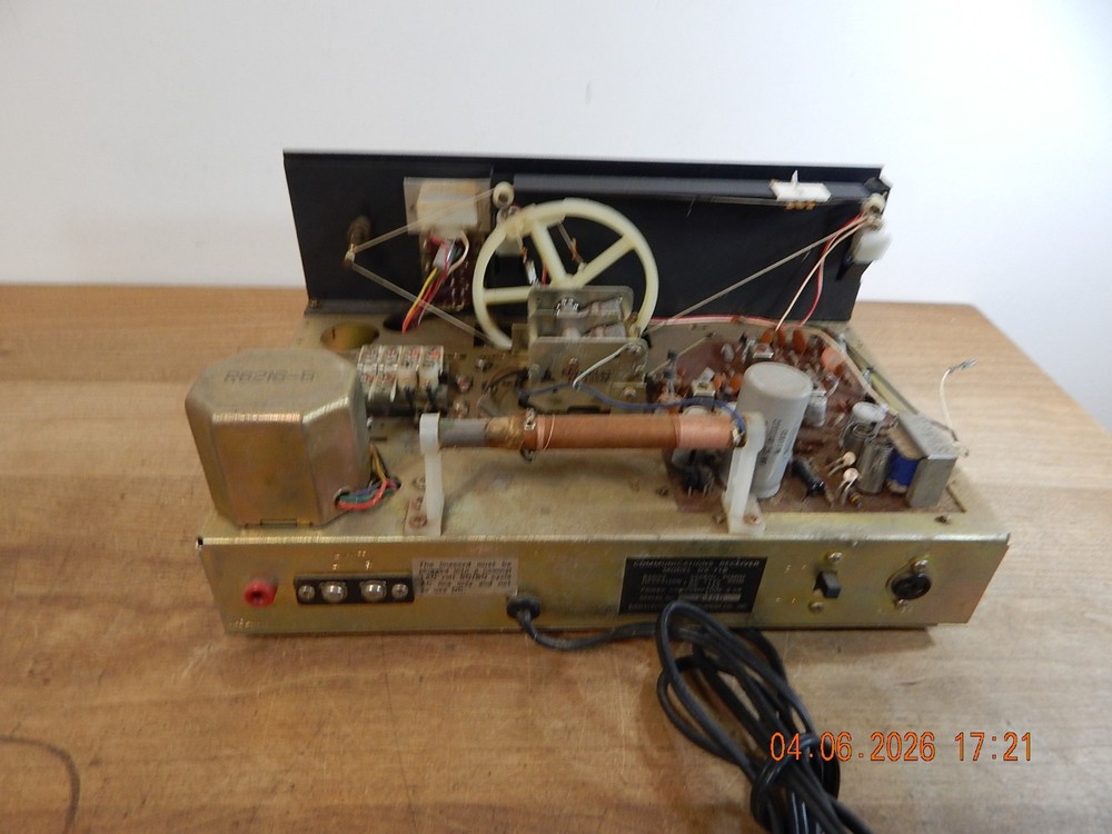 EICO Model 718 DX-718 Space Ranger Solid State Communication Receiver AS IS