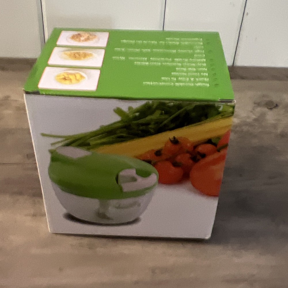 Compact Manual Food Chopper