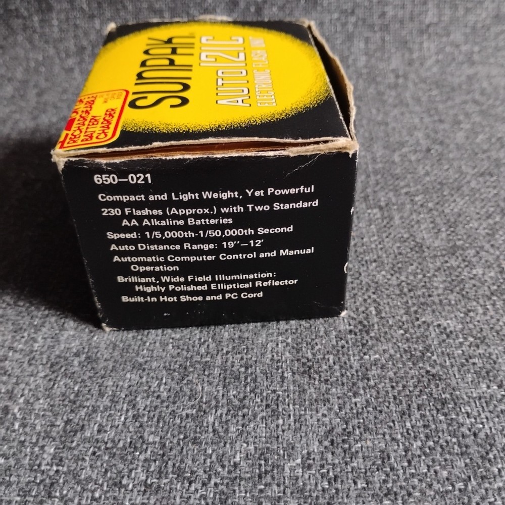 Sunpak Auto 121C Camera Flash