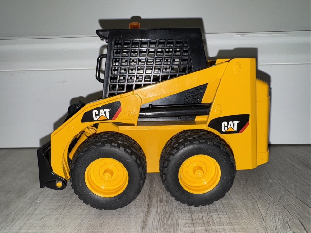Caterpillar Construction Front End Loader Toy (Bruder 2589/02/) Made In Germany