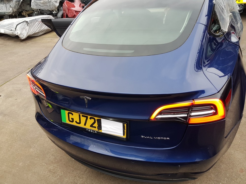 Tesla Model 3 Long Range 2022 Safety Triangle Sign