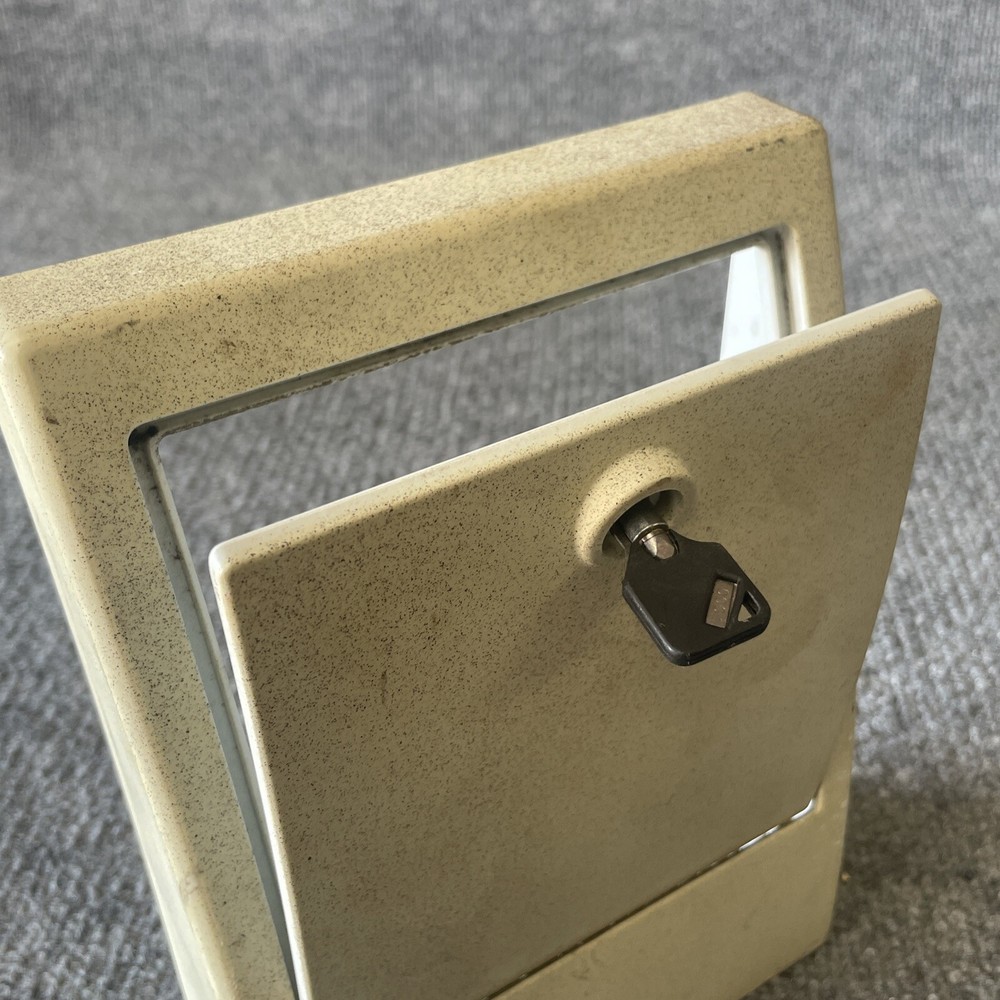 Stego FF018 UV Resistant Plastic Filter Fan Missing Filter Foam used