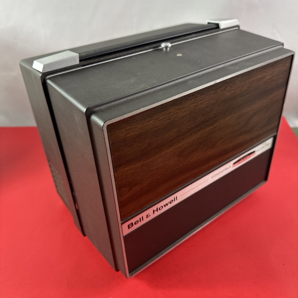 Bell & Howell Super 8mm & 8mm Film Projector Autoload 456A Untested