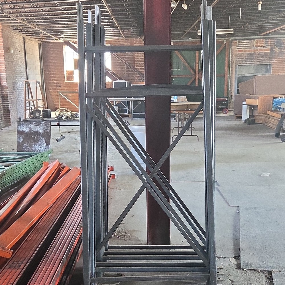 Pallet Racking Uprights, Beams, Wire Decking Industrial Storage