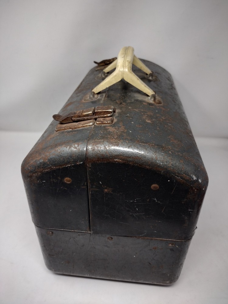 Vintage Cantilever Metal Tackle Box
