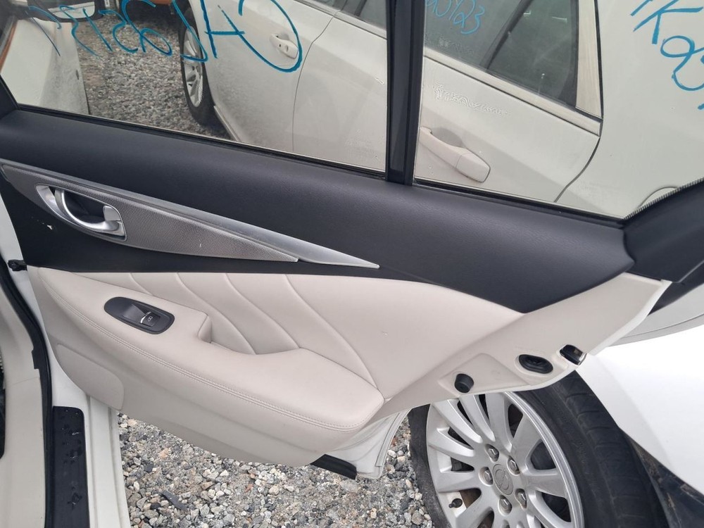 Q50 2014 Glove Box 4892284
