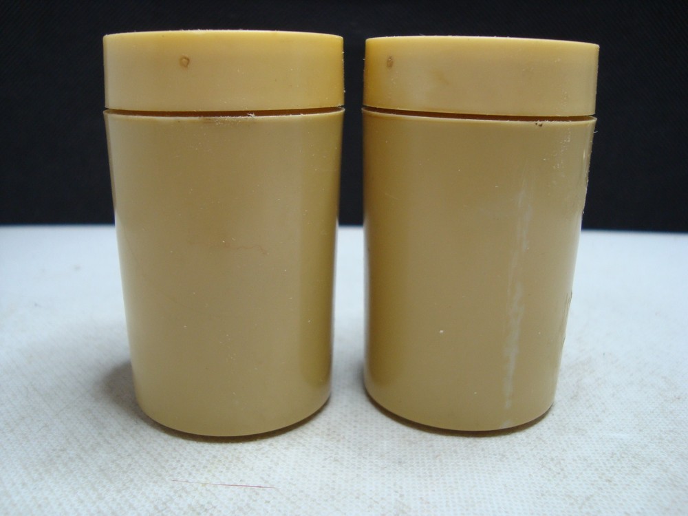 Vintage Plastic Salt & Pepper Shaker Set 1970's