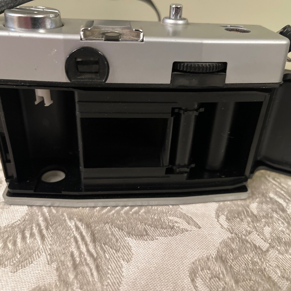 Vintage Ansco 35mm Camera Untested Great Shape-Rare