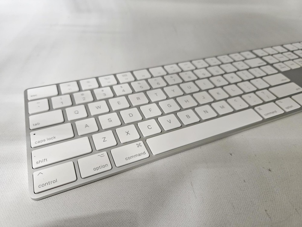 Apple Magic A1843 Wireless Keyboard