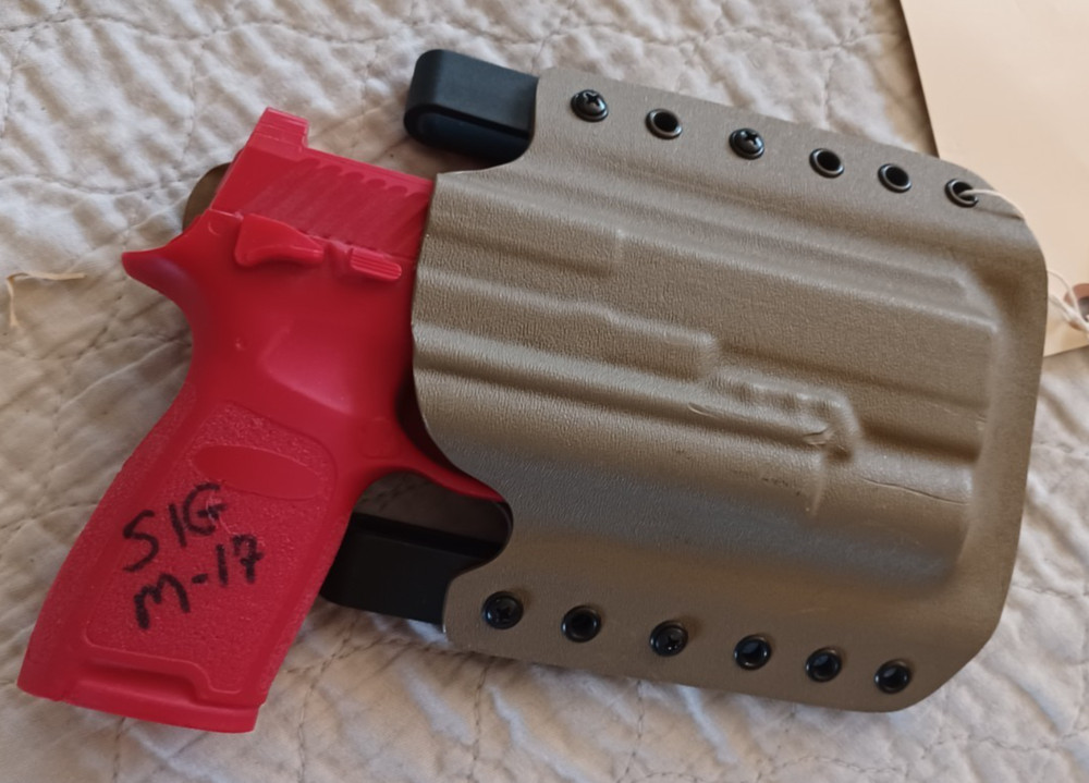 USGI Unmarked Flat Duty Belt Holster VG