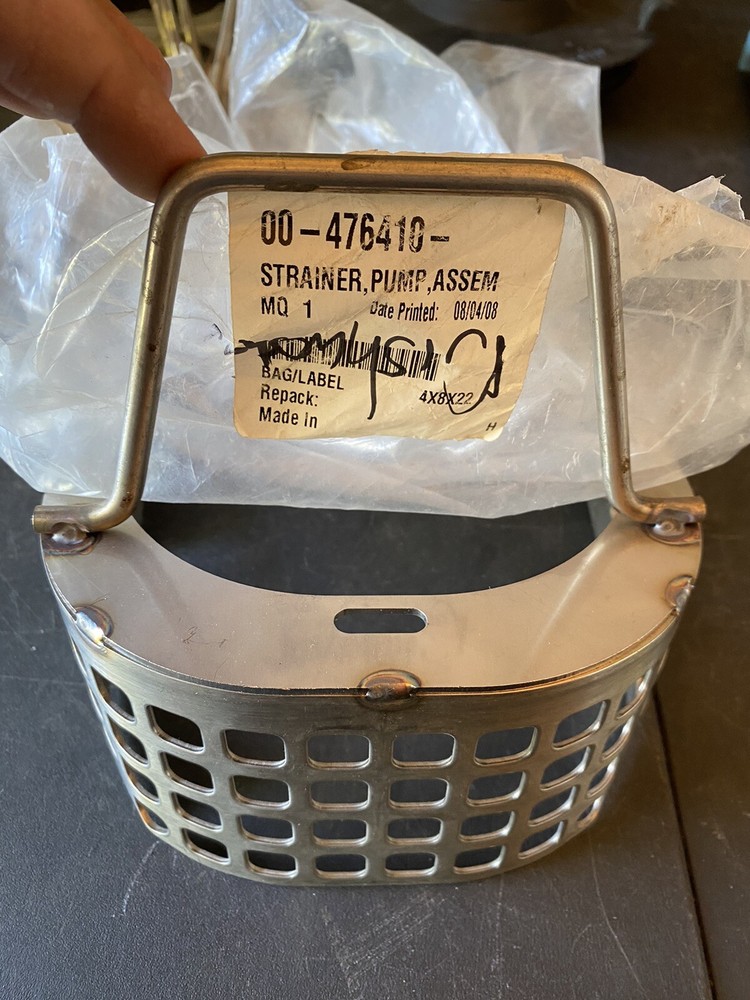 (MC41) 00-476410 Hobart Pump Strainer Assembly
