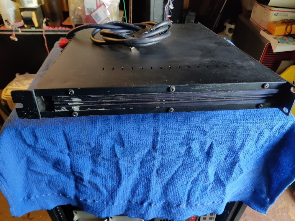 SoundTech PS802 Power Amplifier
