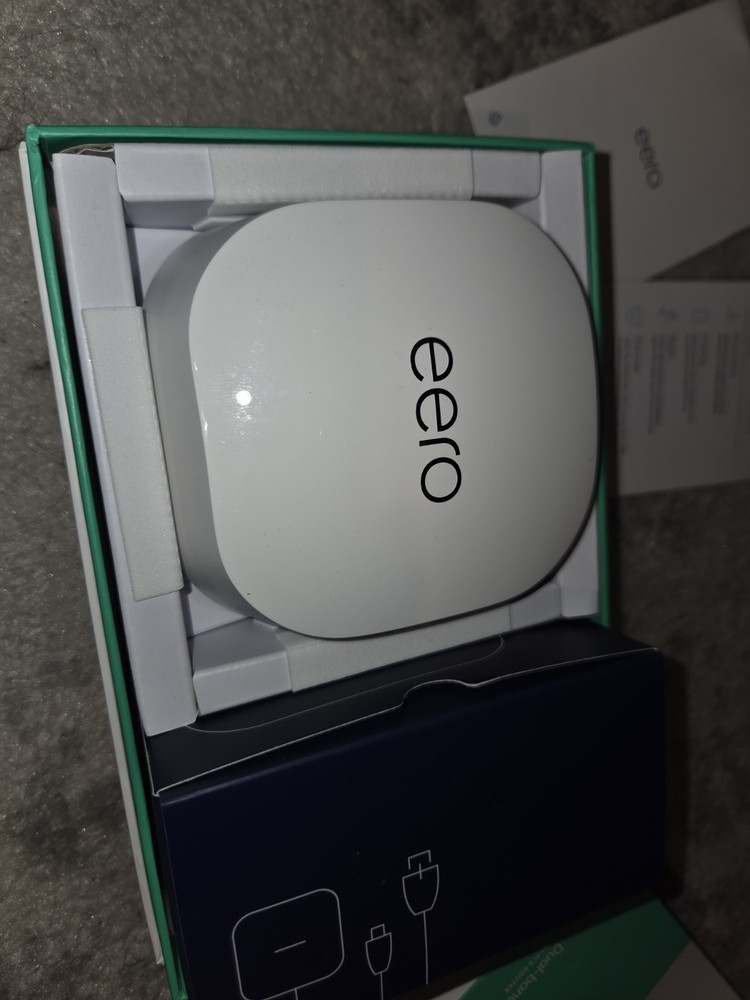 Amazon eero 6 Mesh Wi-Fi Router New In Open Box