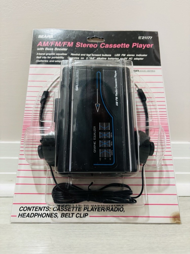Sears SR-2000 cassette player NEW NIB model 250