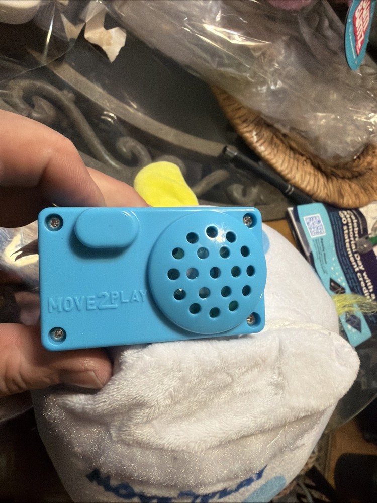 Egg Toss Move2Play Plush Extreme Game FOO101 Excellent Working Condition Tested