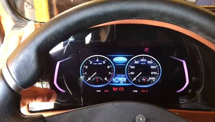 LAND ROVER DEFENDER DIGITAL DASHBOARD