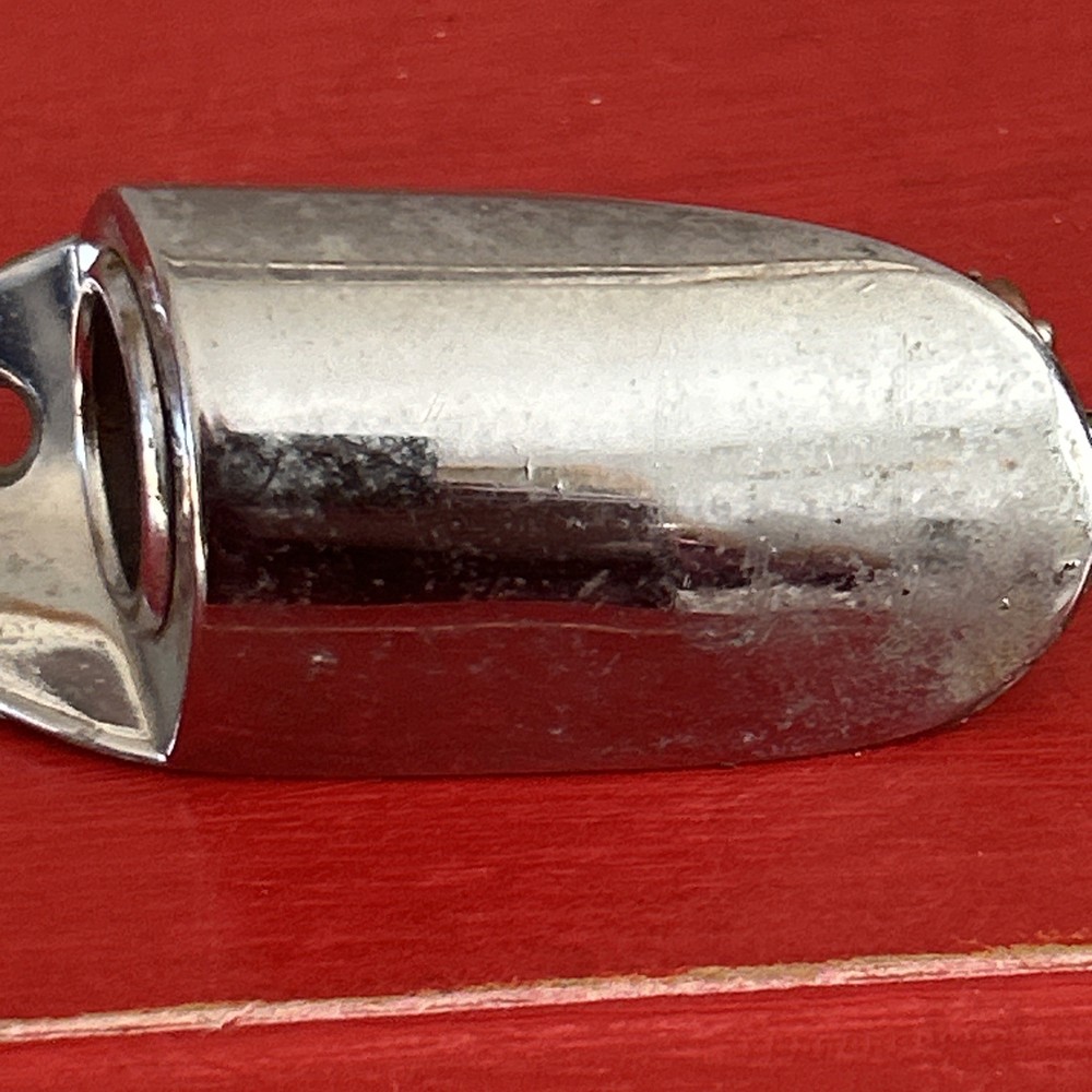 Vintage Lighter Socket 4762352 LH Dash Mount 1960 Buick ?