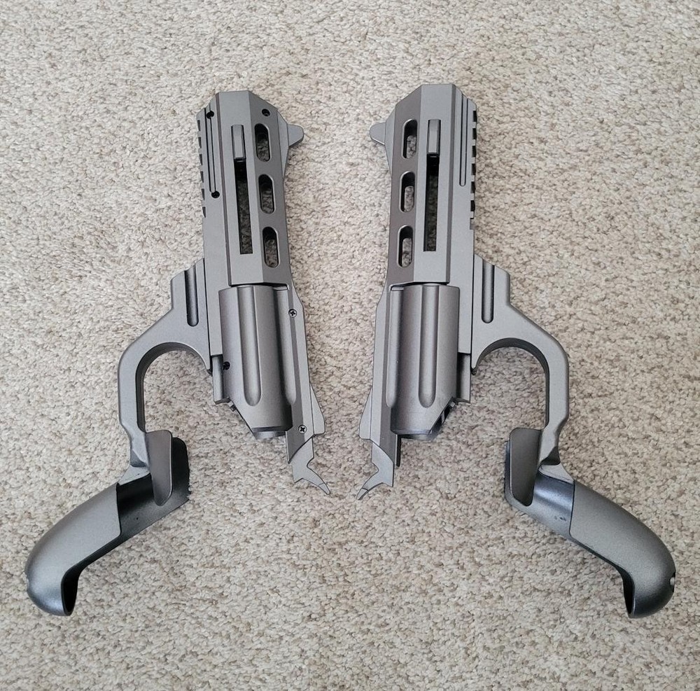 Pistol Gun Grips (pair) For Oculus Quest 2 Headset Controllers