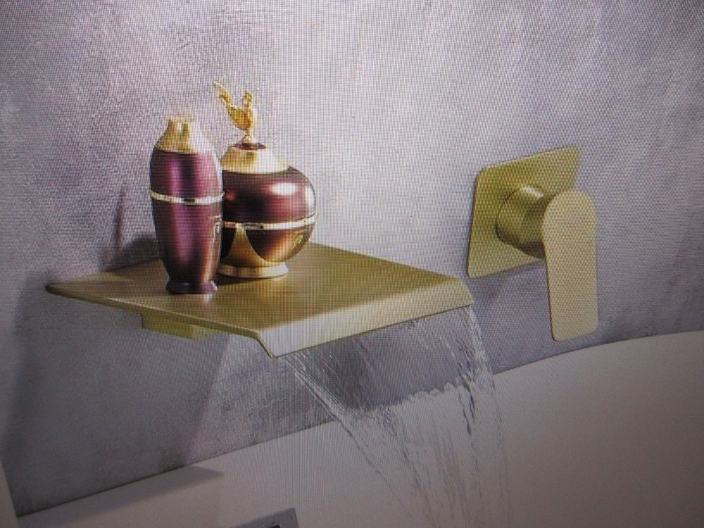 UKISHIRO Dowell 1 Handle Wall Mounted Faucet Solid Brass Valve & Spot Resistant