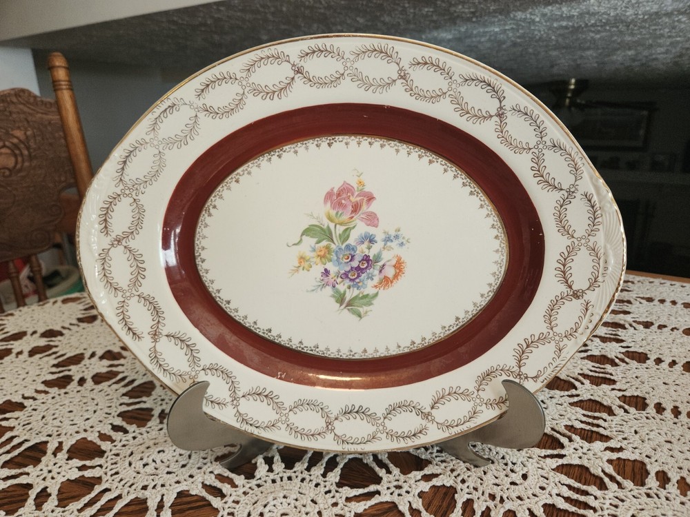 HOMER LAUGHLIN VOQUE DINNERWARE OVAL PLATTER! CIRCA 1945!