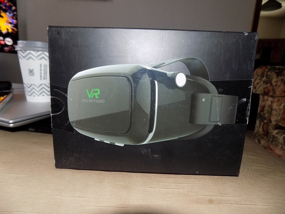 VR Headset Compatible with iPhone & Android Phone - Universal Virtual Reality Go