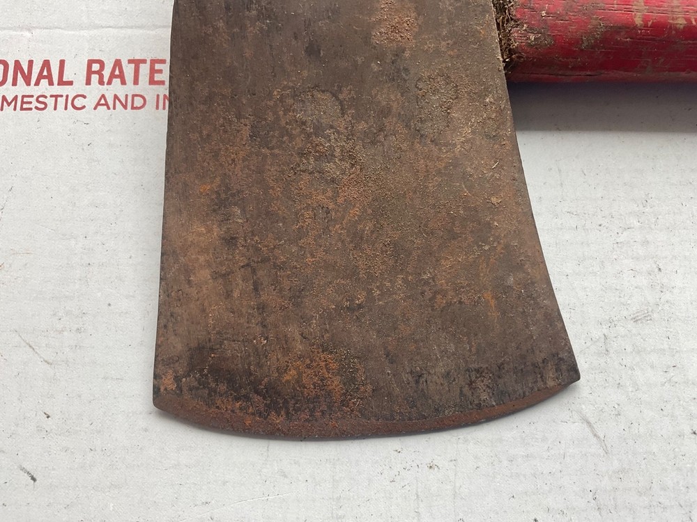 TRUE TEMPER TOMMY AXE with Nail Puller