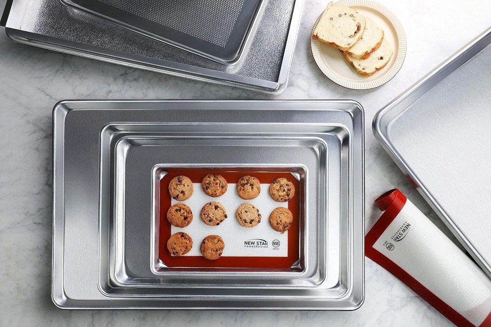 Versatile Multi-Use Aluminum Sheet Pan - Baking Essential for Every Kitchen