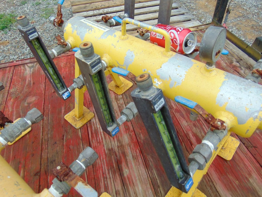 (1) Pneumatic Air Spider Tank Multi-Port for Air Compressor Multi Tools Running