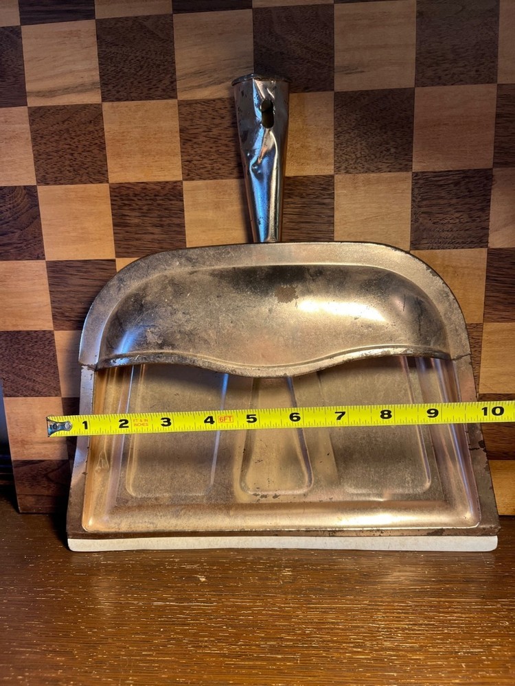 Copper Colored Metal Dustpan, Bent Handle