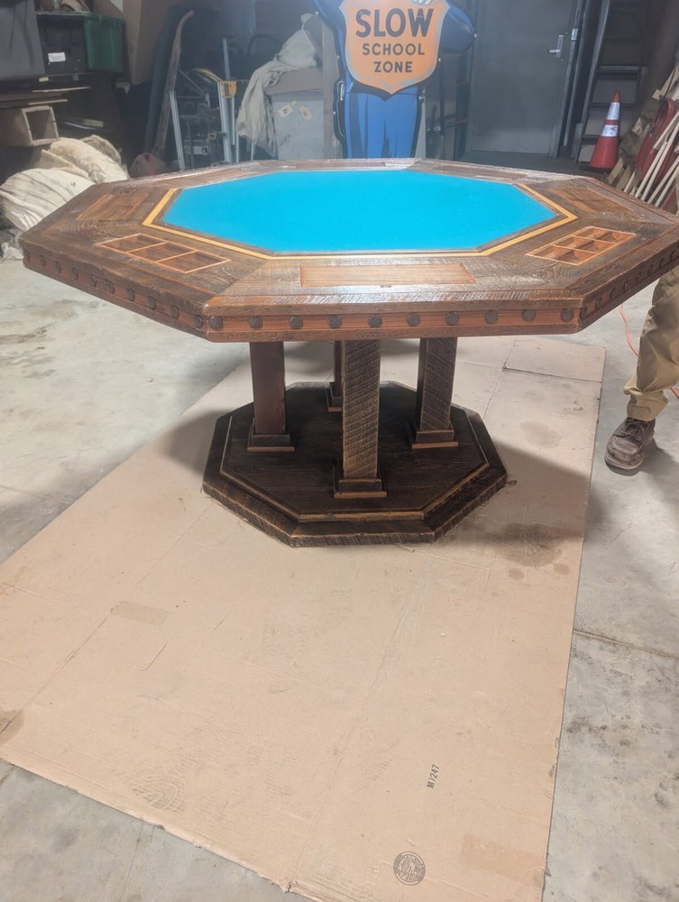 Ghostwood Octagon Poker Table