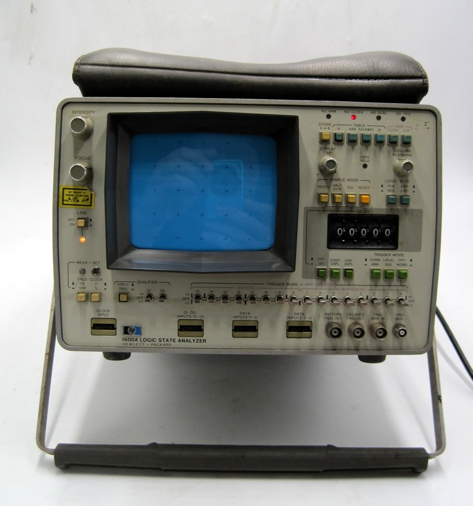 HP 1600A Logic State Analyzer W/Manual