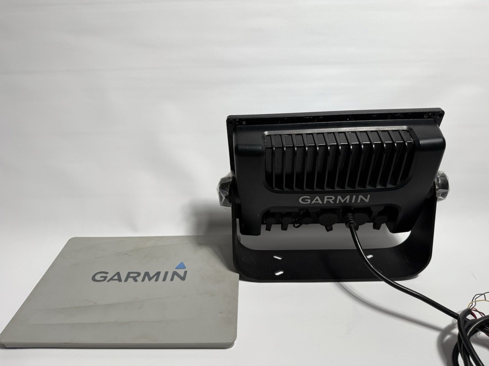 Garmin GPSMap 7610XSV Chartplotter GPS MFD w/Internal CHIRP