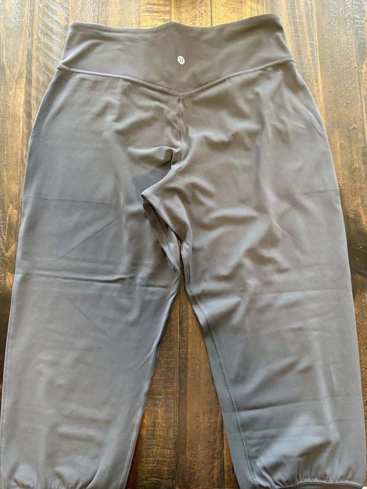 Lululemon Align Jogger Cropped Size 10